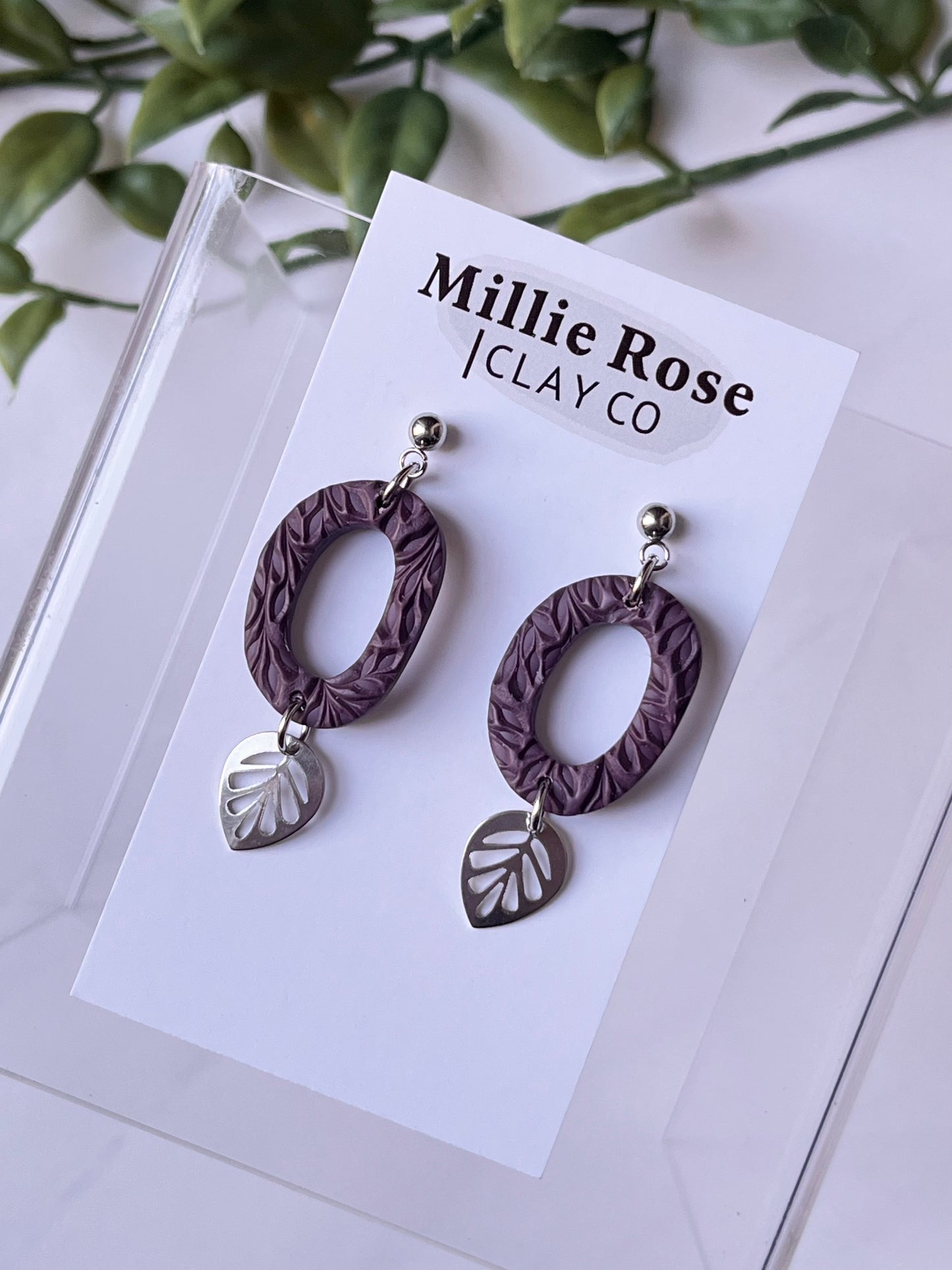 Leaf Texture Oval Dangle w/ Silver Ball Stud & Leaf Charm (Purple)