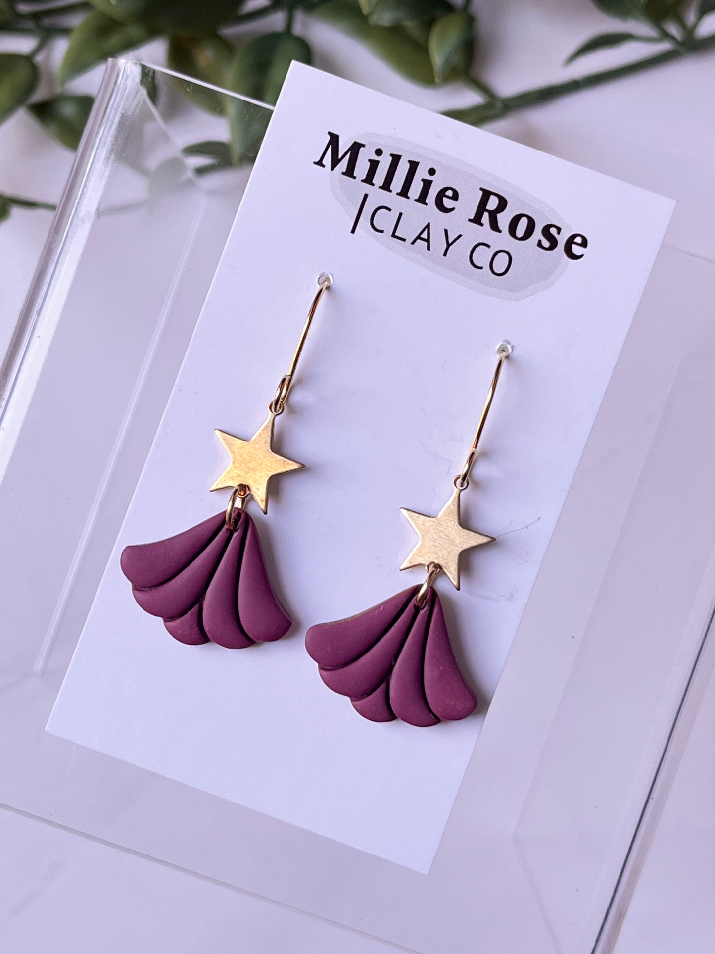 Wine Flare Hook Dangle w/ Brass Star