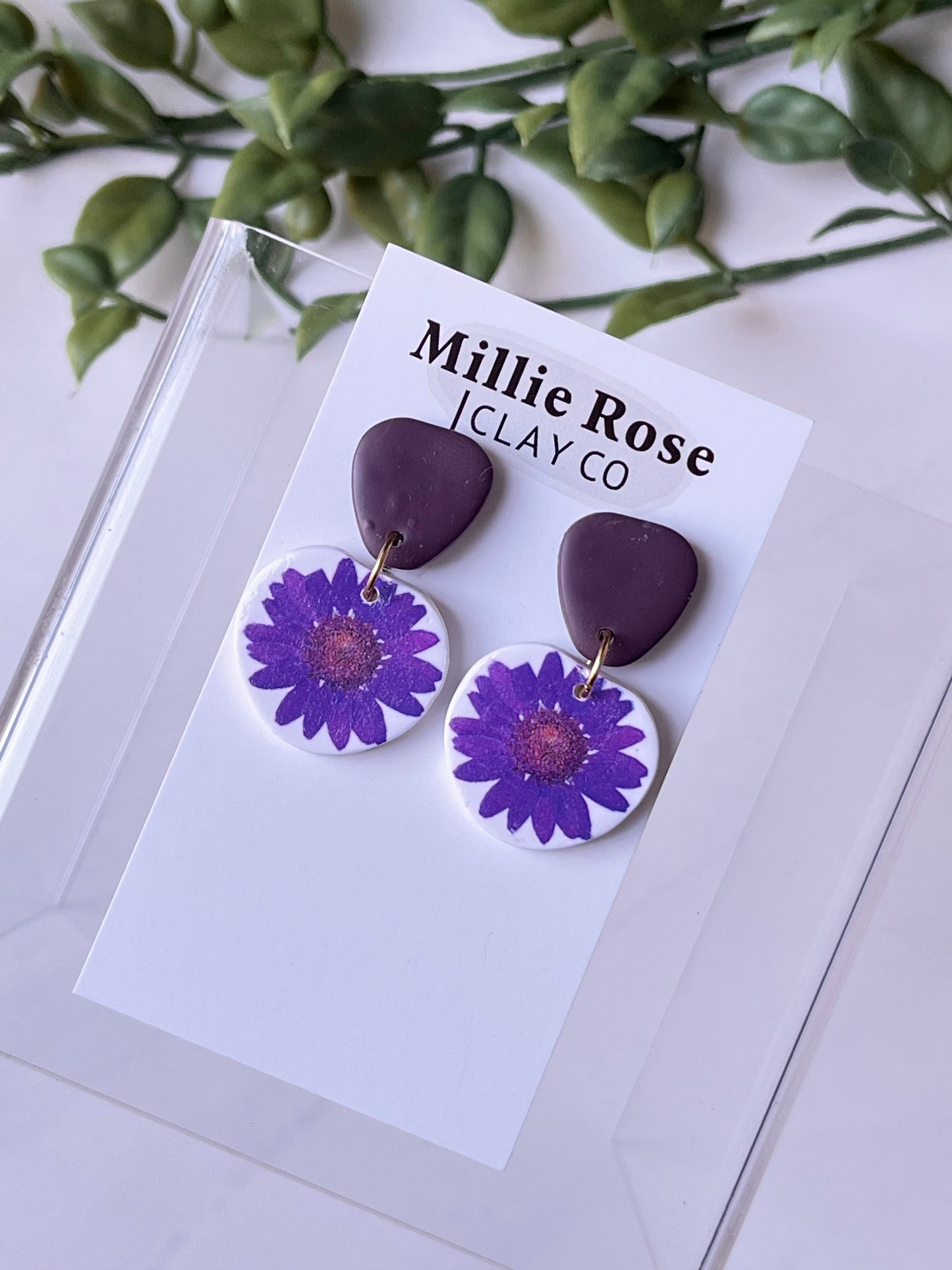 Pressed Flower Clay Stud Dangle w/ Gold (Purple)