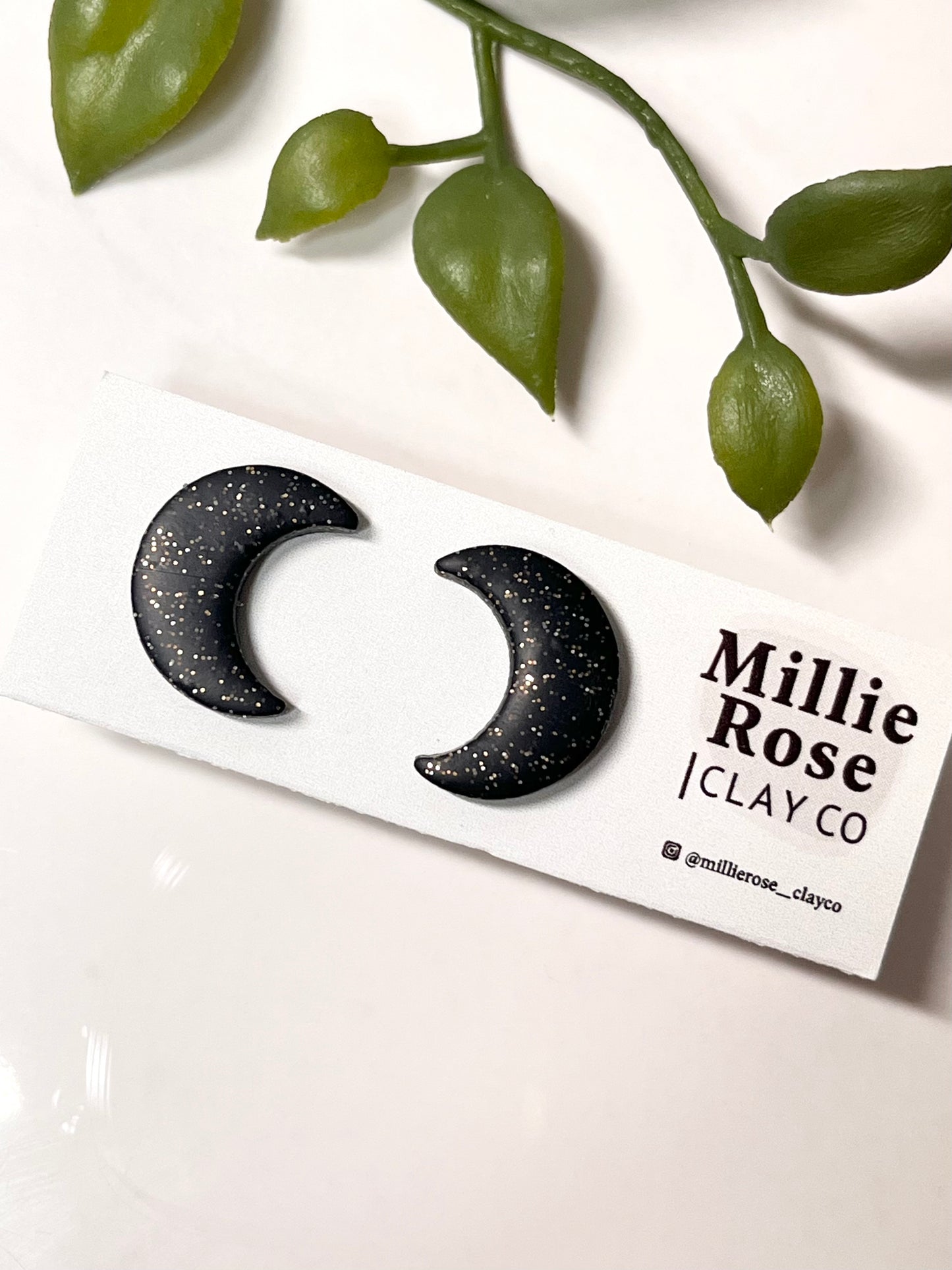 Glitter Moon Stud (Black)