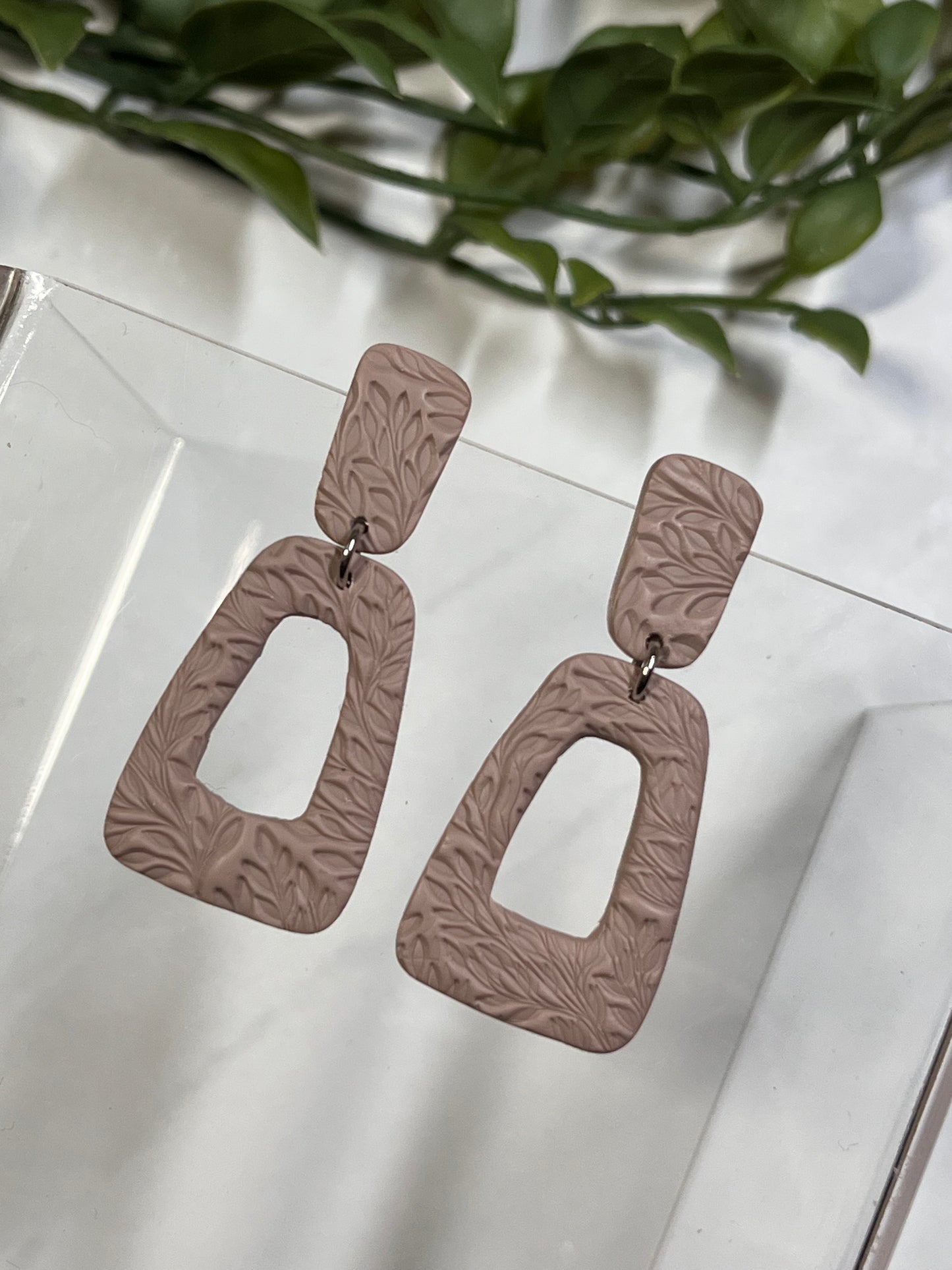 Taupe Leaf Texture Trapezoid Dangle w/ Clay Stud (Silver)