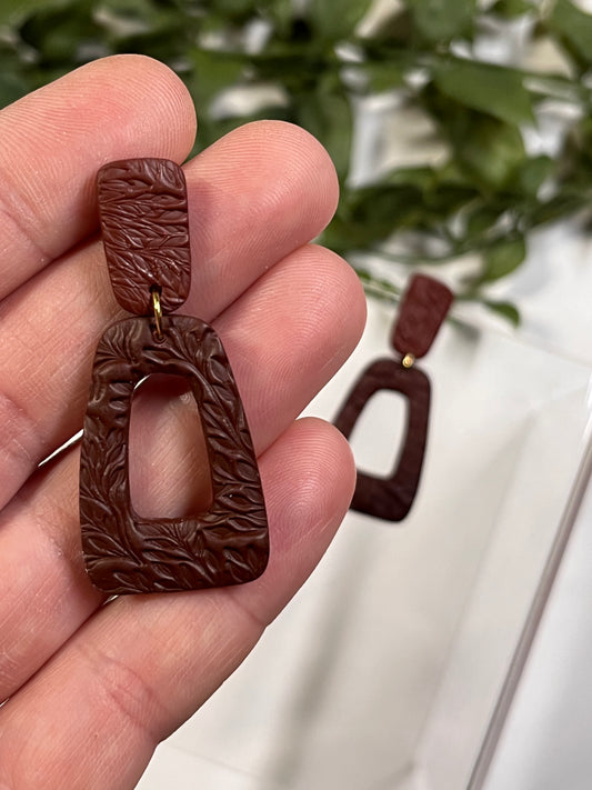 Burgundy Leaf Texture Trapezoid Dangle w/ Clay Stud (Gold)