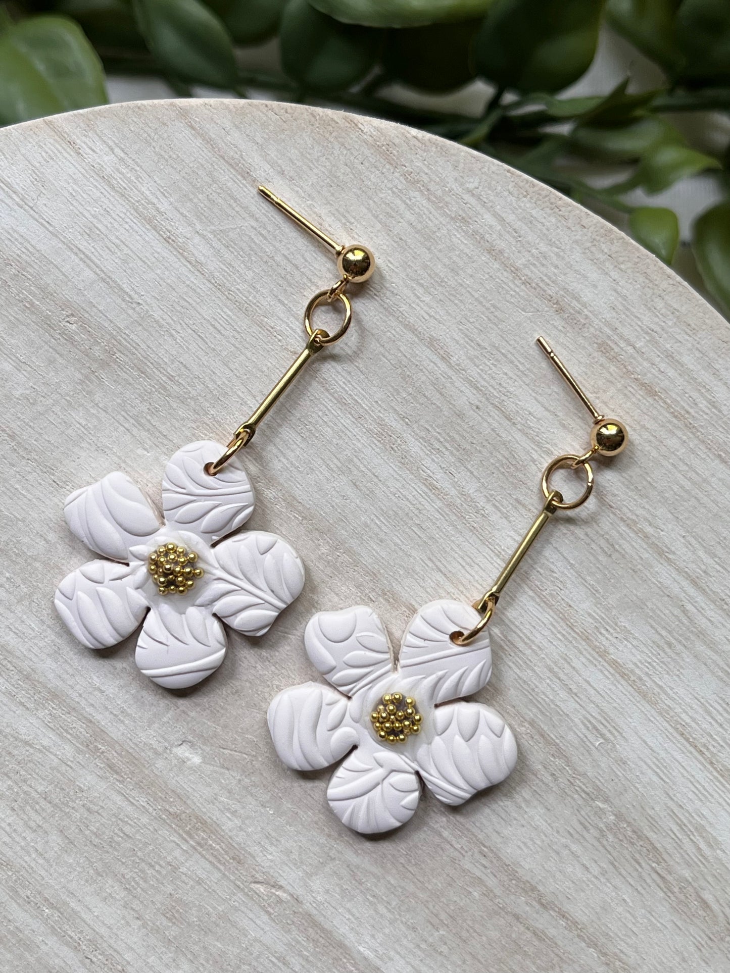 Organic Flower Drop Dangle (Cream)