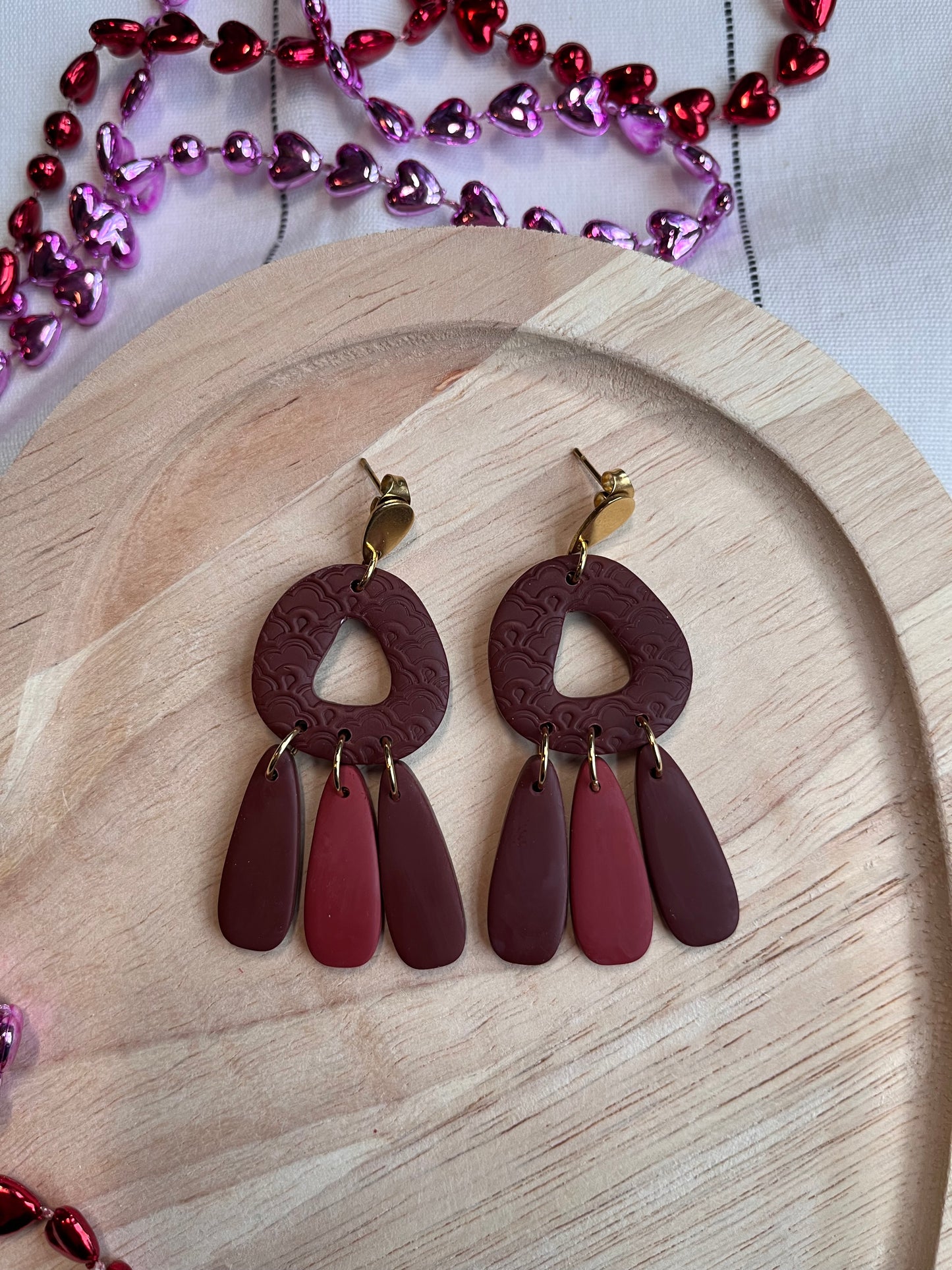 Organic O Textured Teardrop Stud Dangle (Wine w/ red)