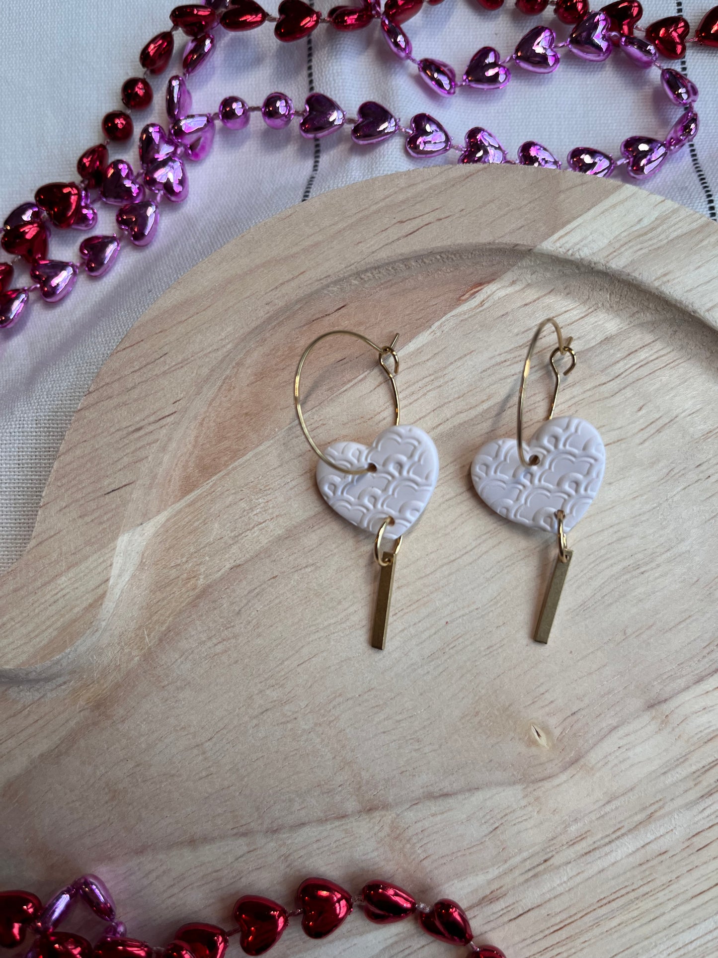 Romantic Texture Heart Hoop Dangle w/ Brass Charm (Cream)