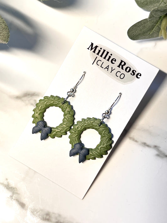 Green Pearl Textured Wreath Bow Dangle w/ Silver Hook