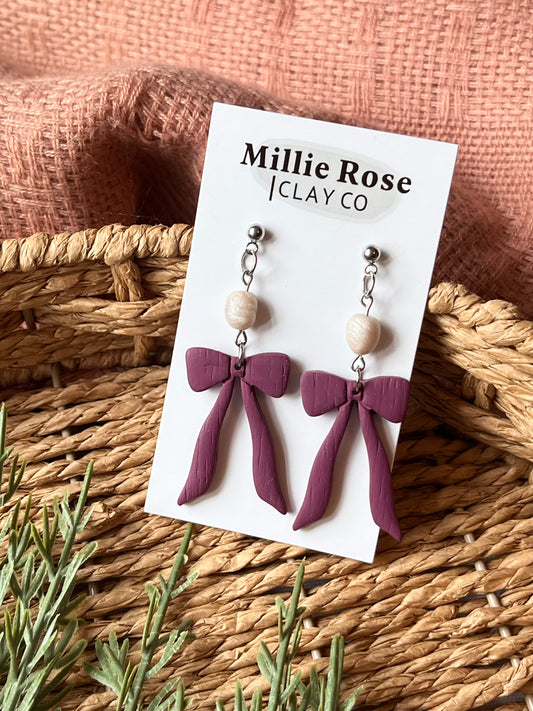 Wine Bow Dangle w/ Clay Pearl (Silver)
