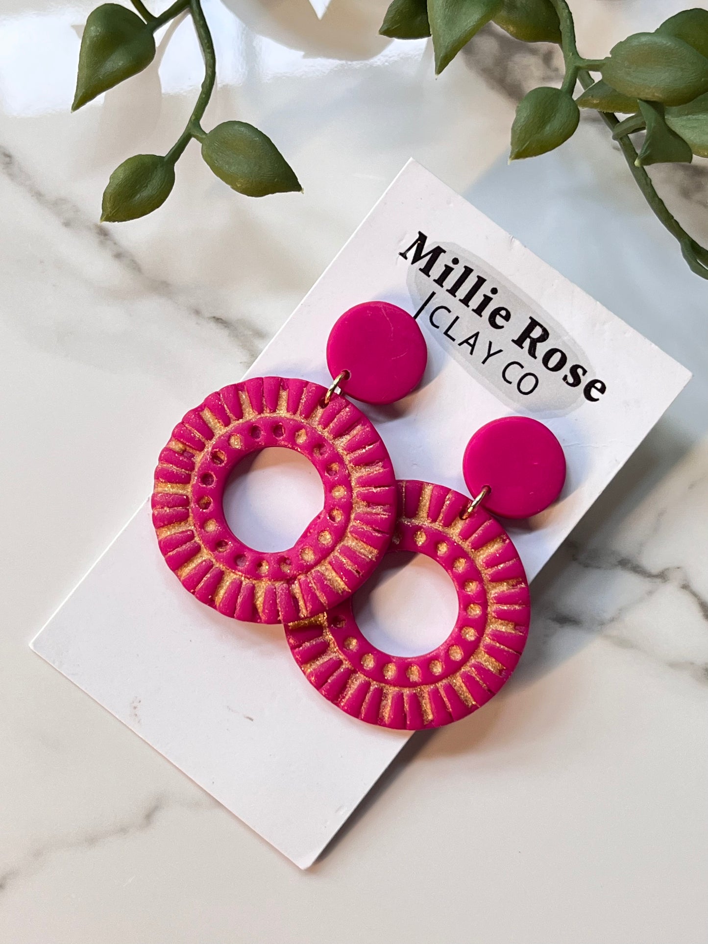 Magenta Embossed Circle Dangle w/ Clay Stud (Gold)