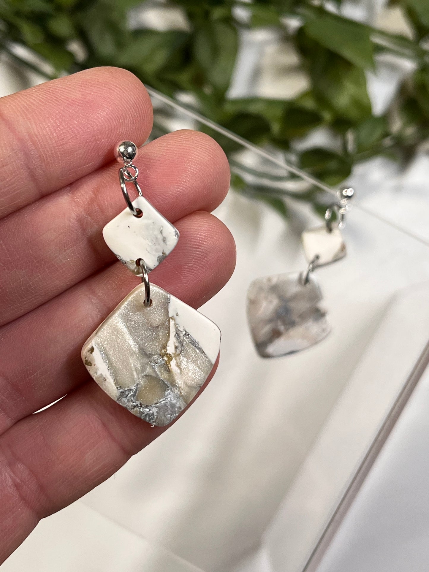 Pearl Marble Flared Diamond Dangle (Silver)